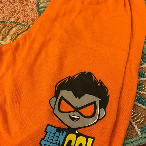 3 Piece Teen Titans Pajamas - Picture 3 of 5